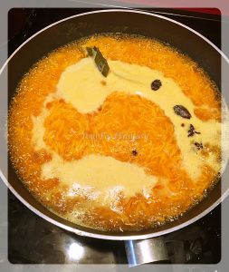 boiling saffron rice for chicken biryani recipe at yourfoodfantasy.com by meenu gupta