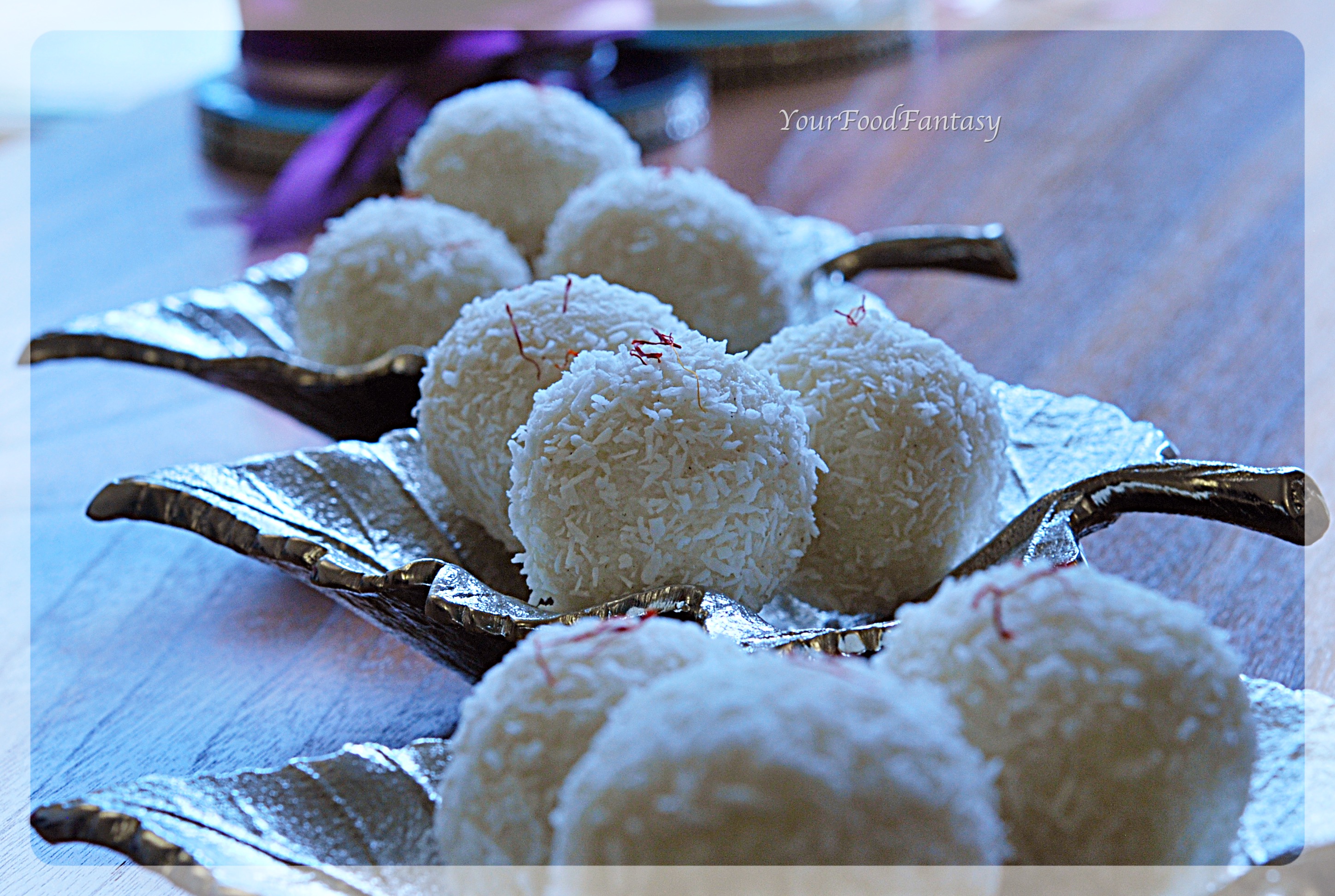 Instant coconut ladoo with desiccated coconut at yourfoodfantasy.com by meenu gupta | Like us on https://www.facebook.com/yourfoodfantasy