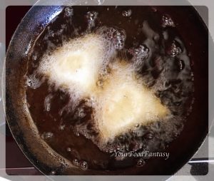Frying samosa | samosa recipe | yourfoodfantasy