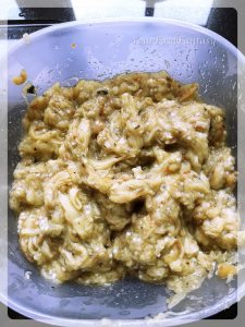 Roasted and mashed Aubergine | Baingan Bharta Recipe