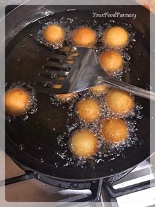 Frying Kala Jamun Balls | Kala Jamun Recipe