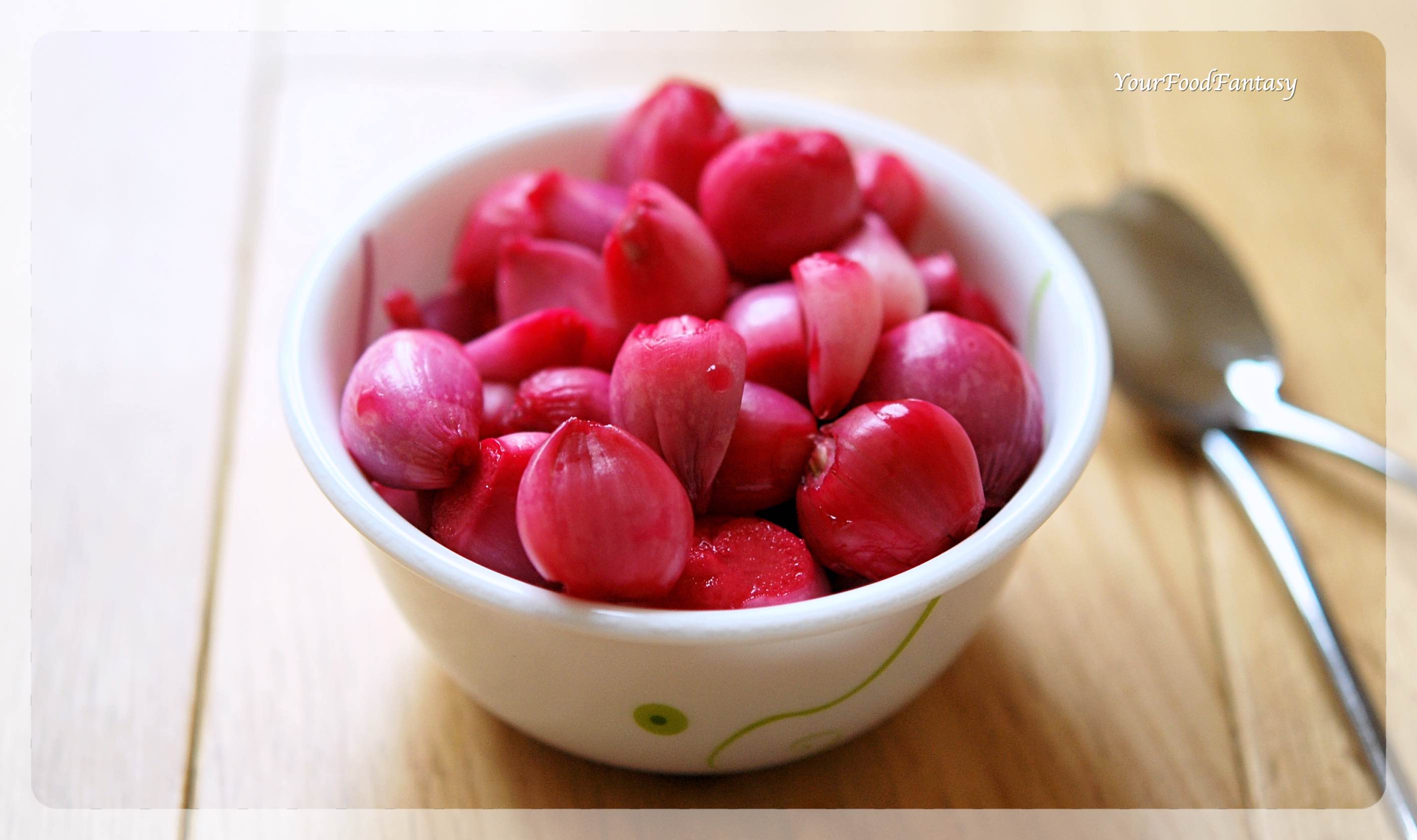 Red Pickled Onion Recipe | Sirke Wali Pyaz Recipe | YourFoodFantasy.com