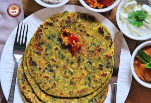 Gujrati Methi Thepla Recipe | Your Food Fantasy By Meenu Gupta