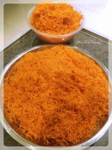 Peeled and Grated Carrots for Gajar Halwa