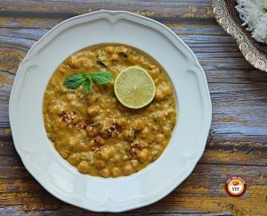 Aubergine and Chickpea Curry Recipe | Your Food Fantasy