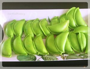 Green colored gujiya | yourfoodfantasy