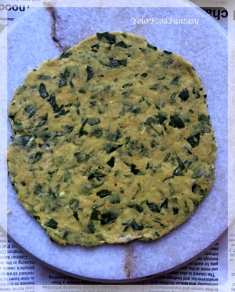 Methi Paratha | Methi Roti | YourFoodFantasy.com