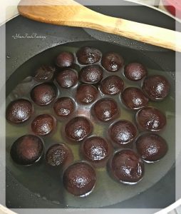 Gulab Jamun Fusion | Chocolate Gulab Jamuns
