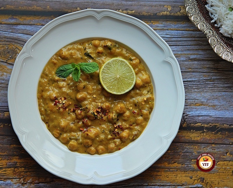 Aubergine and Chickpea Curry Recipe | Your Food Fantasy