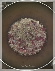 Frying Onions for Lobia Curry | Your Food Fantasy