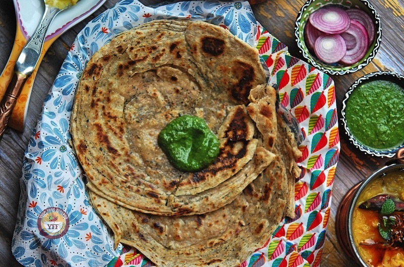 Mint Lachha Paratha - Pudina Paratha Recipe